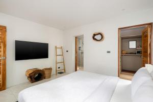 Reve Samui Luxe Seafront Residence with Panoramic Views