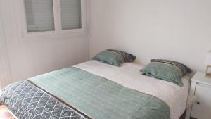 Appartement à 1km de la gare de Caen et 9 Kms de la plage