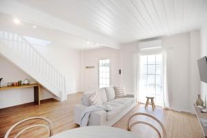 The Coach House Waterfront dog friendly