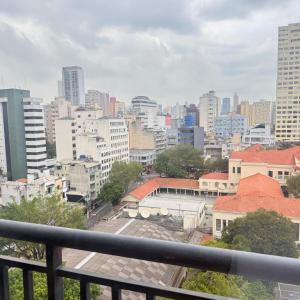 81NV Studio Liberdade SP 300 Metros Estação Japão até 03 pessoas