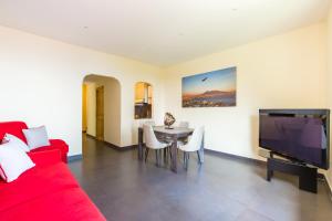 Villa Dolcevita with parking by Napoliapartments