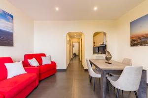 Villa Dolcevita with parking by Napoliapartments