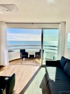 Top Ocean View Apartment - amazing sunset - modern style - pool & 200m to beach