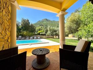 Villa With Pool img22