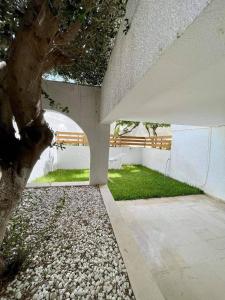 Luxurious apartment with garden s2