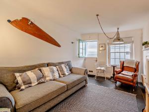 2 bed in Appledore 52863