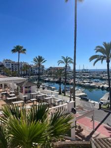 Palm Beach Apartment in La Duquesa