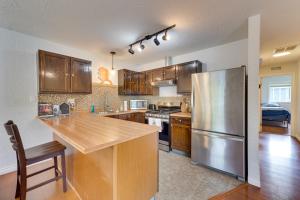 3 Mi to Alaska Zoo Family Home in Anchorage!