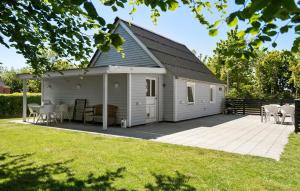 Stunning Home In Vemb With Wifi