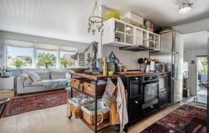 Stunning Home In Fanø With Wifi
