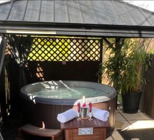 Cypress Log Cabins Accommodation