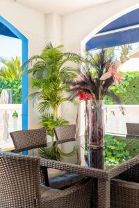 Luxurious Villa with communal Pool near the sea