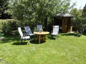 Ferienwohnung Mit Garten Im Schönen Tannheim