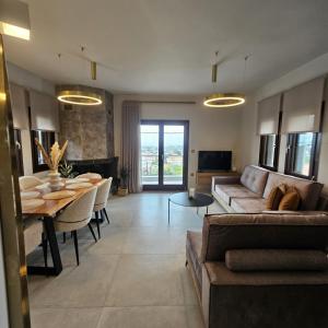 Pnoẽs Pelion Luxury Seaview Villa with priv Garden