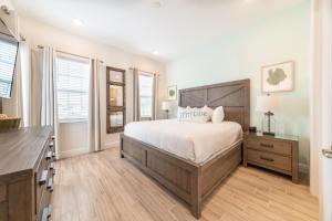 Waterfront Cottage With Private Pool Near Disney And Margaritaville Resort & Island H20 Access - 7985Su