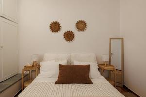 Sunlit homie flat at Arrianou!