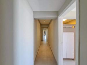 Linda Cobertura em Riviera de São Lourenço, Módulo 8, com seis dormitórios, piscina privativa e pertinho da praia