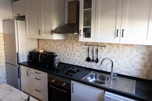 CYV - 2 family home with BBQ and pool