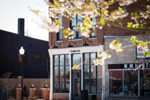 Courtyard King - Room 4