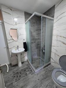 City Center Apt WFree P