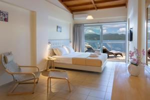 Junior Suite room in Adriatica Hotel