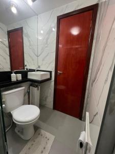 Apto 2 quartos com garagem