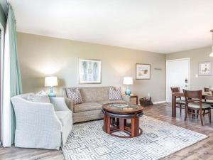 Lighthouse Point 15A