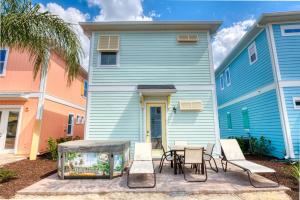 Sea Breeze Cottage Near Disney With Private Hot Tub & Margaritaville Resort & Island H20 Waterpark Access - 3016Sr