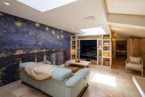 Maisons de vacances Maison avec patio et jacuzzi : photos des chambres