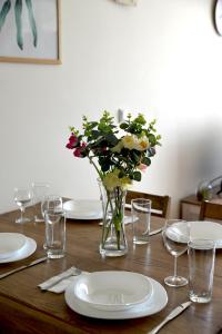 DownТown - FREE PARKING