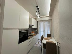 Blue Line Apartment