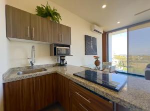 Torre Mittah Ocean Views & Tranquility