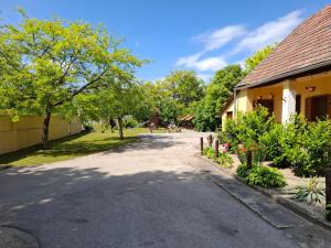 Eszter Vendégház Harta