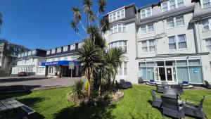 Heathlands Hotel