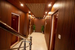 HoTEL MOUNTAIN HOLIDAY