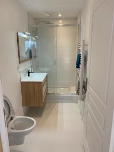Appartements Maison proche toutes commodites : photos des chambres