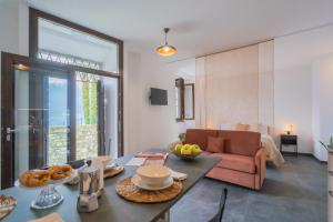 Cozy Nest on the lake by Rent All Como