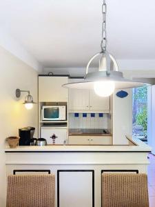 Résidence Lacanau Les Pins - Maison tout confort pour 6 personnes dans résidence de tourisme familiale avec piscine MAE-0923