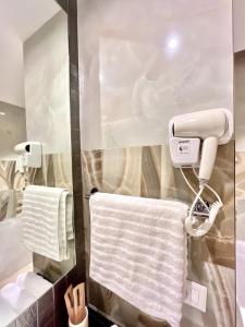 Luxe heaven Heights 15th Patio