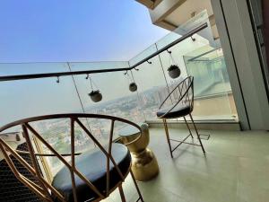 Luxe heaven Heights 15th Patio