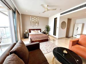 Luxe heaven Heights 15th Patio