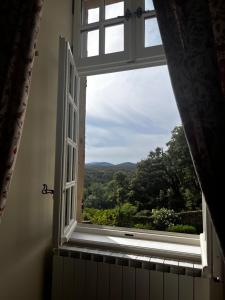 B&B / Chambres d'hotes Chateau de Rousson : Chambre Double - Vue sur Jardin