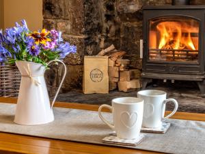 2 Bed in Abergavenny 83894