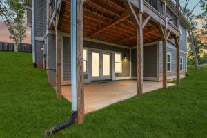 Modern Mountain Home with River Access