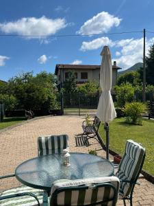 One-Bedroom Apartment with Garden