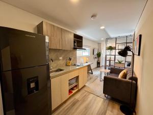 Cozy Loft in 93 park