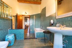 Villa La Lespa W-Pool Biliardo and Lake View
