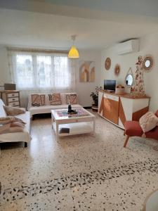 Grande Villa divisée en deux logements