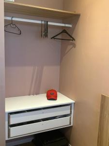 Studio novissimo com vista para o parque