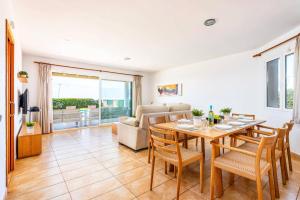 Villa Mediterraneum by Villa Plus